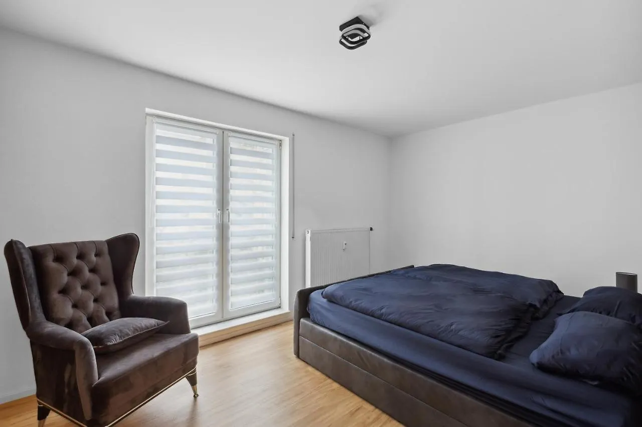 Eindrucksvolle Zwei-Zimmer-Wohnung Mit Balkon Und Grosser Kueche Leipzig Apartment