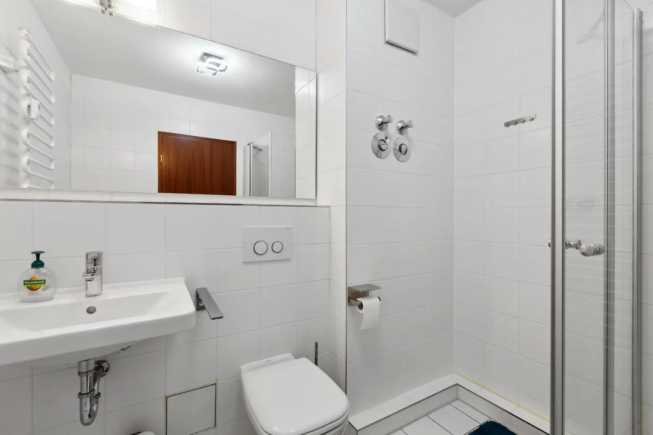 Apartment Eindrucksvolle Zwei-Zimmer-Wohnung Mit Balkon Und Grosser Kueche Leipzig